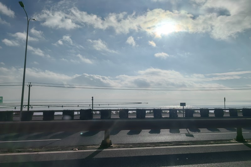 山河智能履带式桩架首度交付中国台湾地区，助力台北捷运系统工程建设