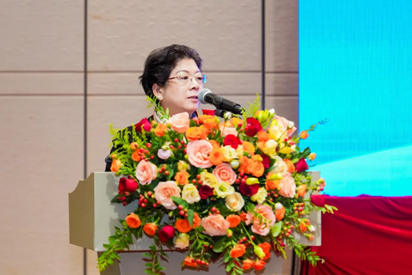 中国塑料机械工业协会粟东平会长一行出席瑞安市塑机鞋机商会第七届第一次会员大会并走访温州塑机企业